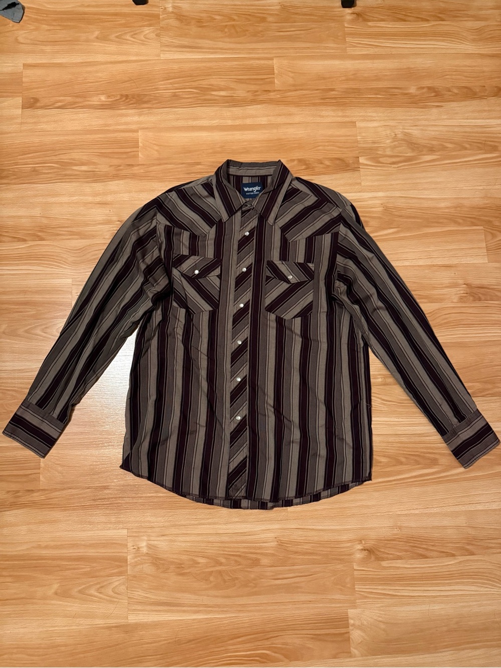 Wrangler Men’s Brown Striped Western Pearl Snap Shirt